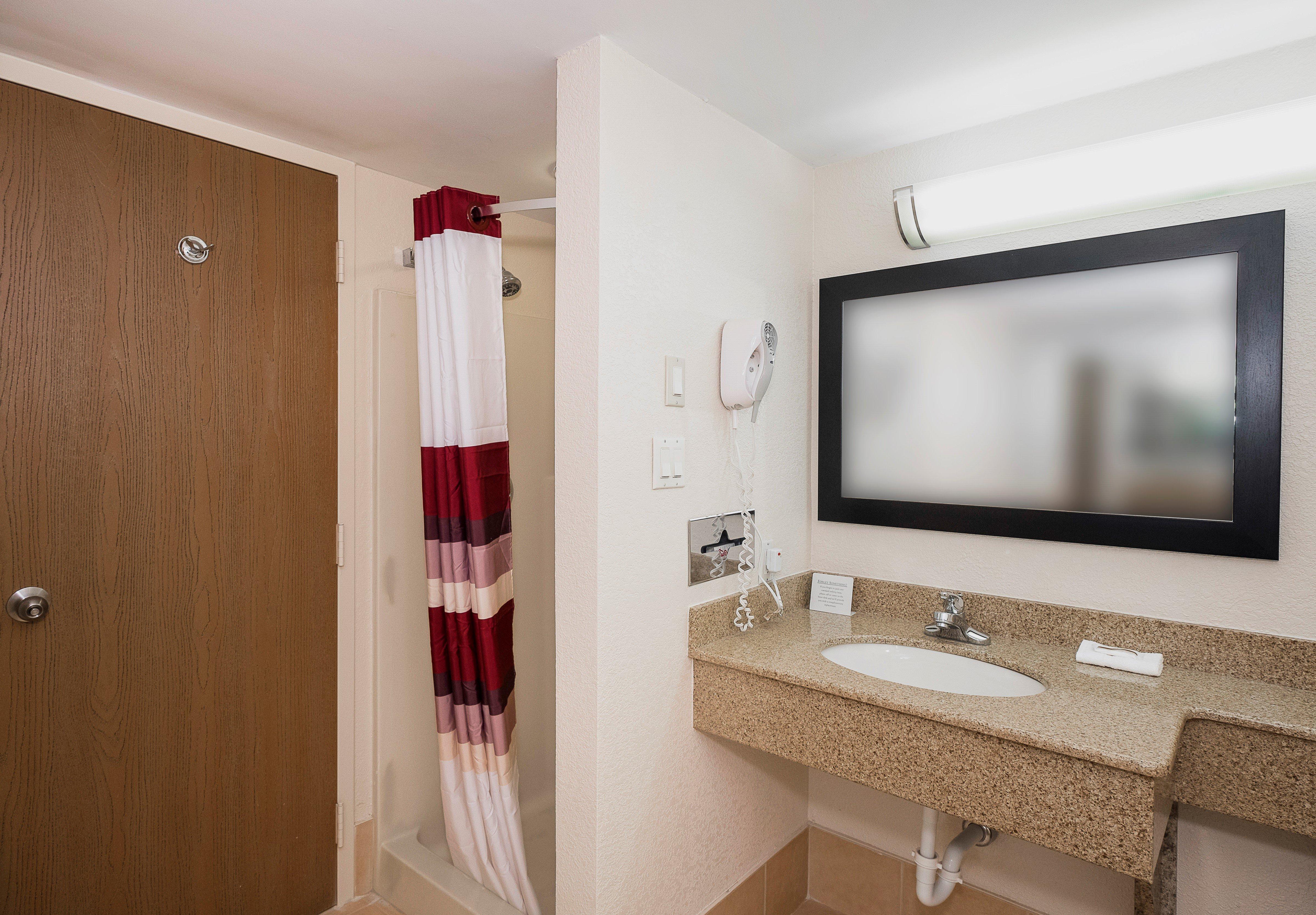 Red Roof Inn & Suites Mt Holly - Mcguire Afb Westampton Экстерьер фото