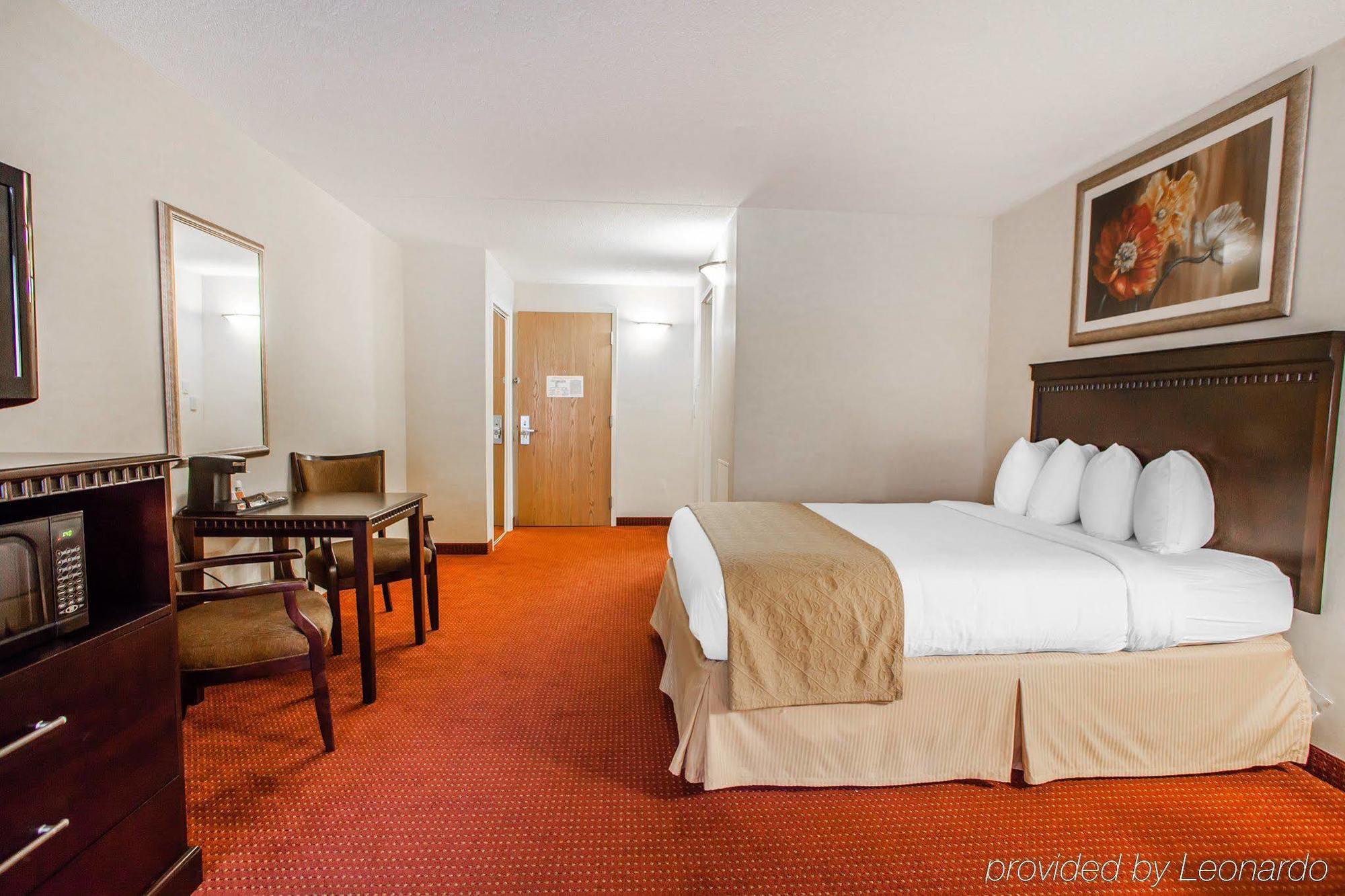 Red Roof Inn & Suites Mt Holly - Mcguire Afb Westampton Экстерьер фото