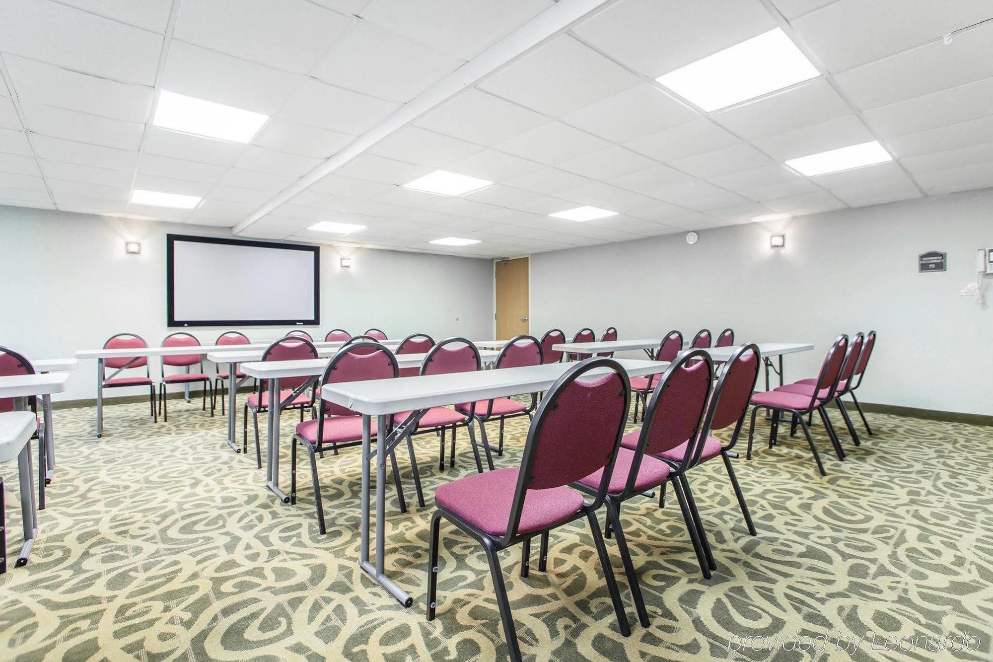 Red Roof Inn & Suites Mt Holly - Mcguire Afb Westampton Экстерьер фото